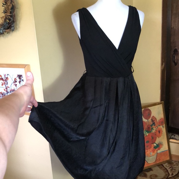 EVAN PICONE size 8 Wrap Vneckline Pleated Organza-like Skirt Party Cozy Comfort - Picture 3 of 16